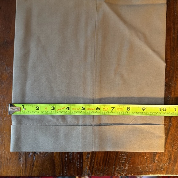 Eldridge suit - Picture 11 of 12